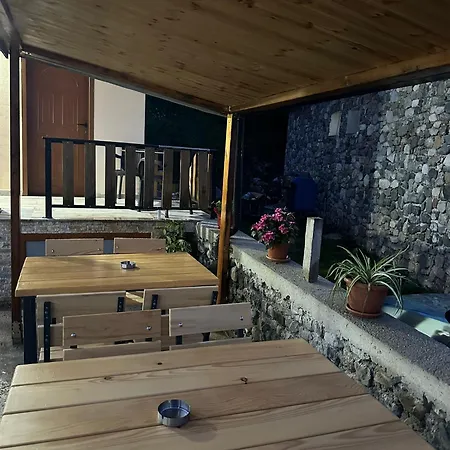 Shtepiza Guest house Theth