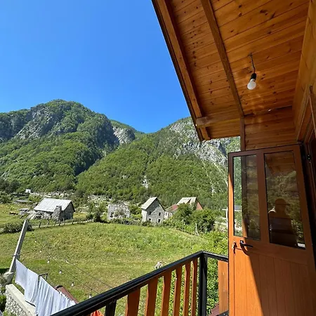 Guest house Shtepiza Theth