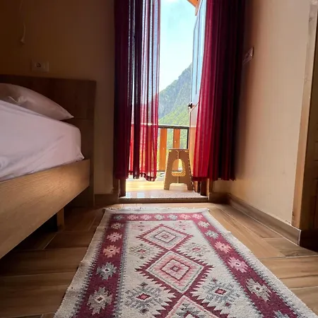 Shtepiza Konukevi 3*