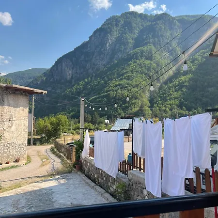 Shtepiza Guest house Theth