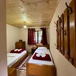 Shtepiza 3* 세스