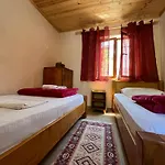 Shtepiza 3* 세스