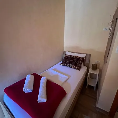 Shtepiza Гостевой дом 3*
