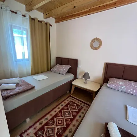 Casa de hóspedes Shtepiza Theth